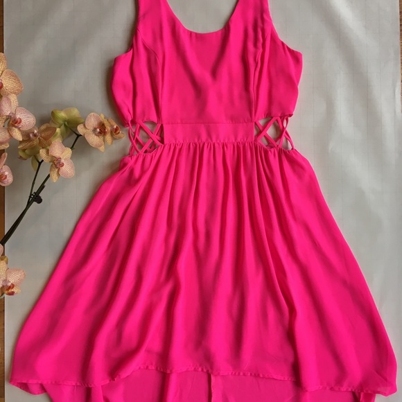 Lush Dresses & Skirts - 💕Beautiful Lush Dress 💕